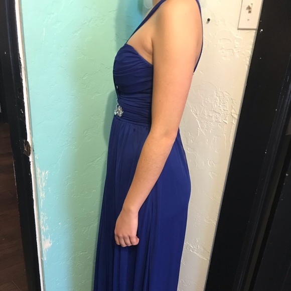 Long evening gown - Picture 3 of 6